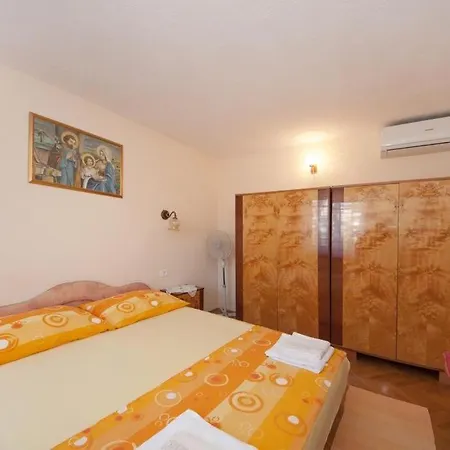 Gorana Apartment *