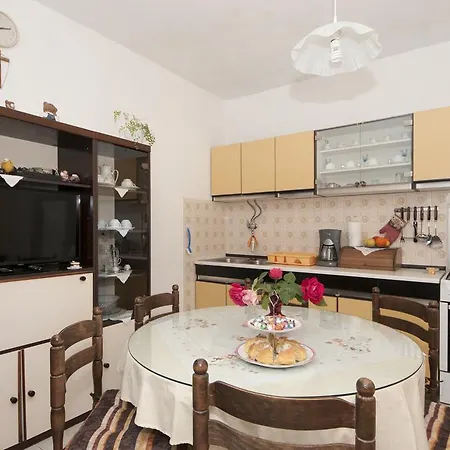 Apartment Gorana *